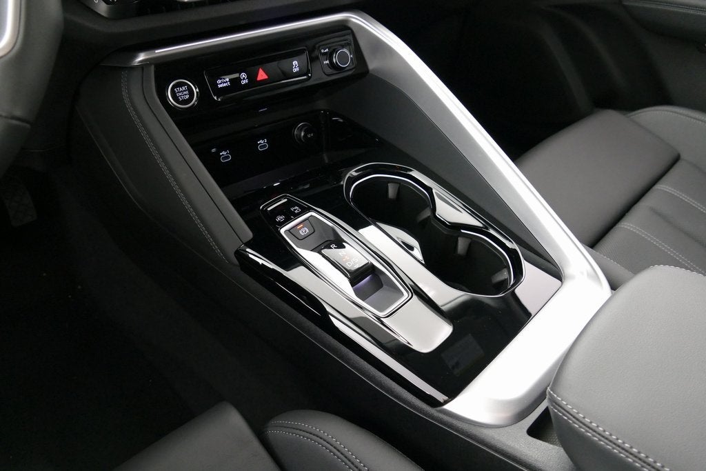 2025 Audi Q5 2.0T Premium Plus quattro