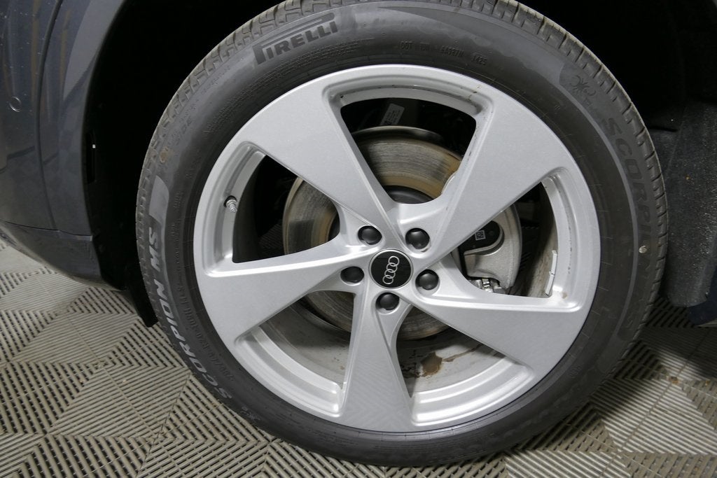 2025 Audi Q5 2.0T Premium Plus quattro