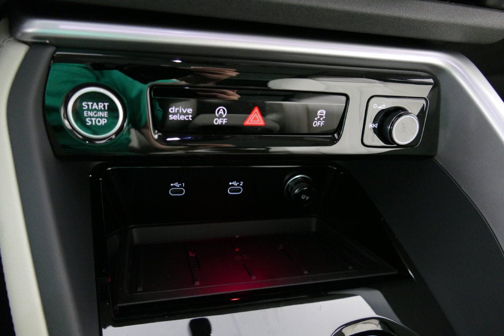 2026 Audi Q5 2.0T Premium Plus quattro