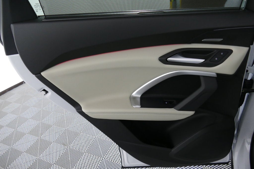 2026 Audi Q5 2.0T Premium Plus quattro