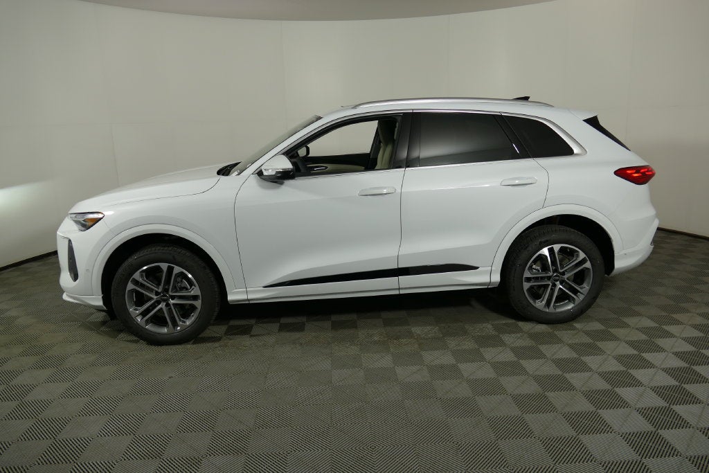 2026 Audi Q5 2.0T Premium Plus quattro