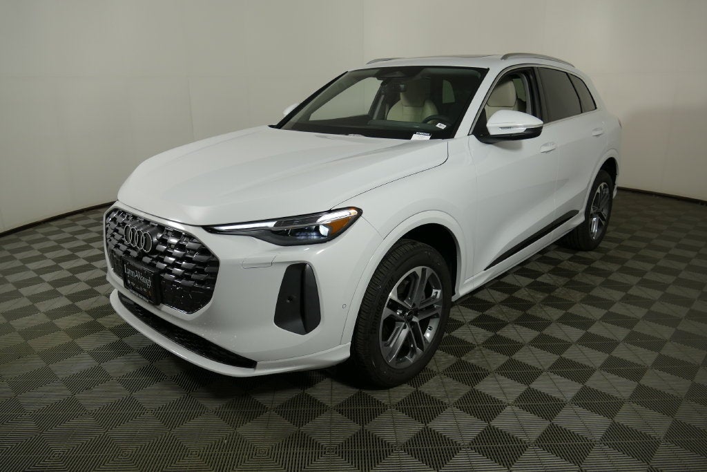 2026 Audi Q5 2.0T Premium Plus quattro