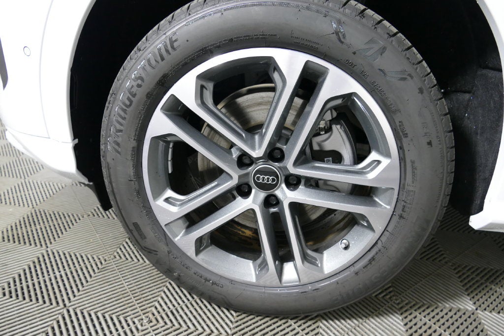 2026 Audi Q5 2.0T Premium Plus quattro