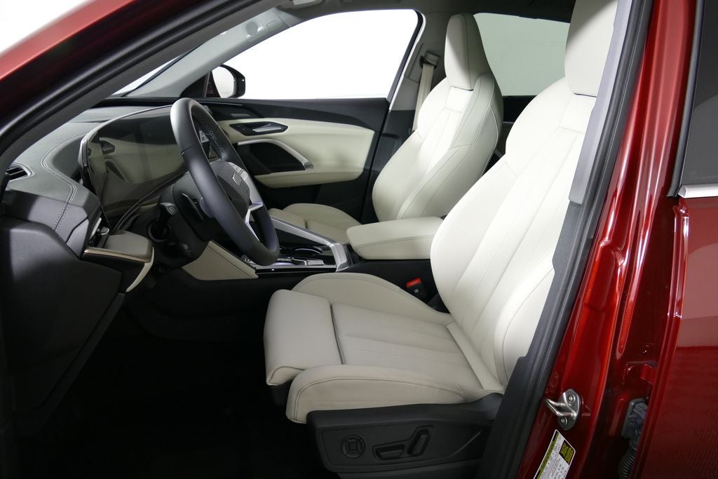 2025 Audi Q5 2.0T Premium Plus quattro