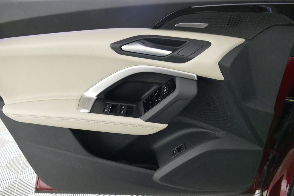 2025 Audi Q5 2.0T Premium Plus quattro