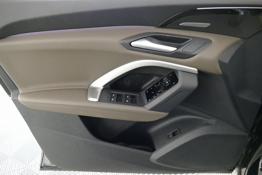 2025 Audi Q5 2.0T Premium Plus quattro