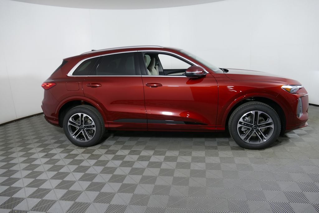 2026 Audi Q5 2.0T Premium Plus quattro