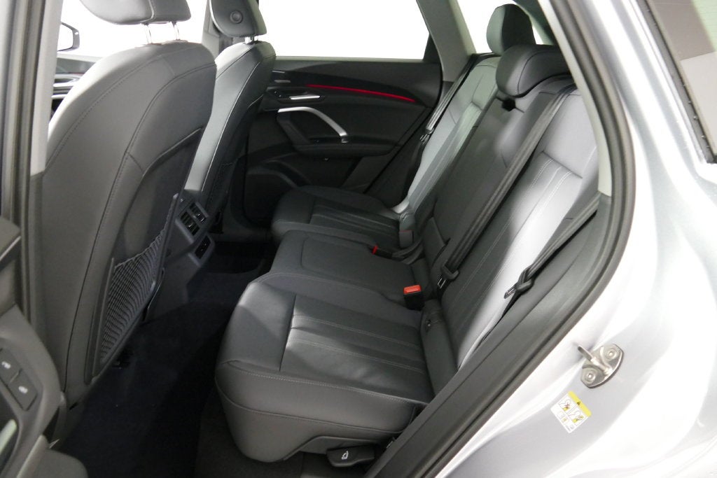 2026 Audi Q5 2.0T Premium Plus quattro