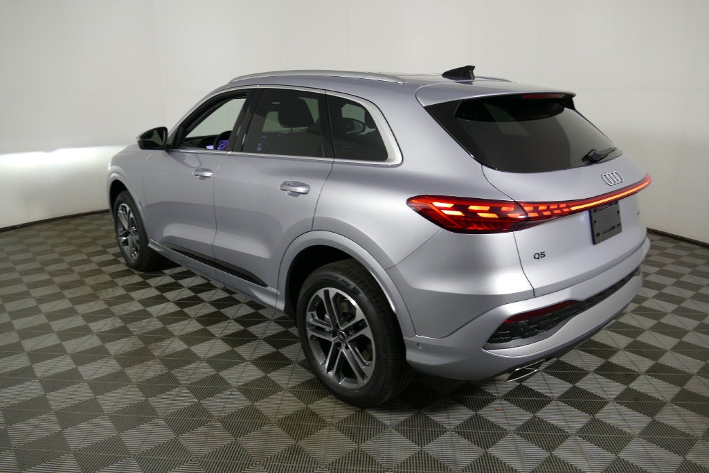 2026 Audi Q5 2.0T Premium Plus quattro