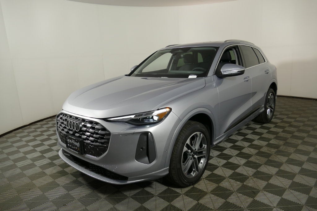 2026 Audi Q5 2.0T Premium Plus quattro