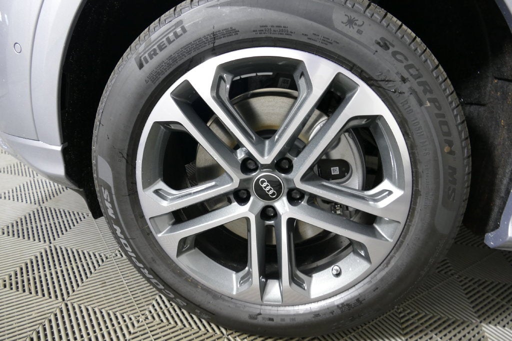 2026 Audi Q5 2.0T Premium Plus quattro