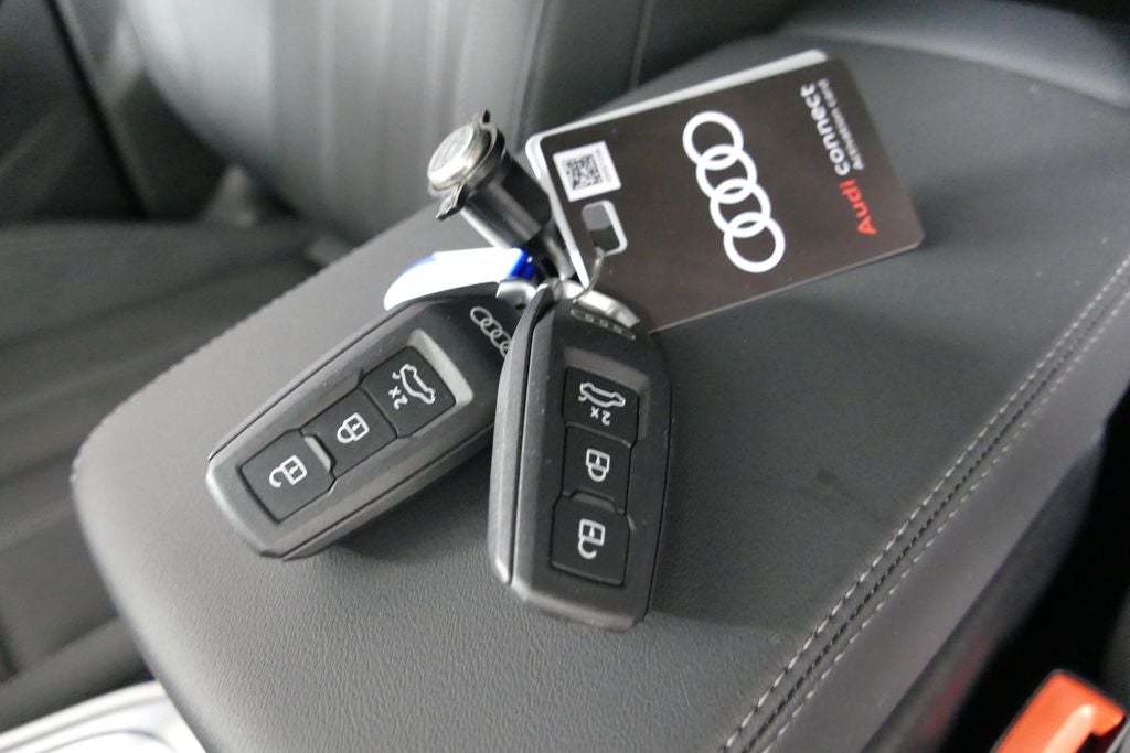 2025 Audi Q5 2.0T Premium Plus quattro