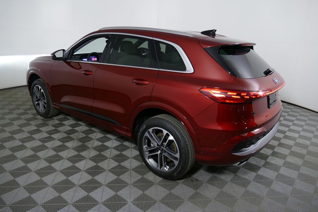 2026 Audi Q5 2.0T Premium Plus quattro