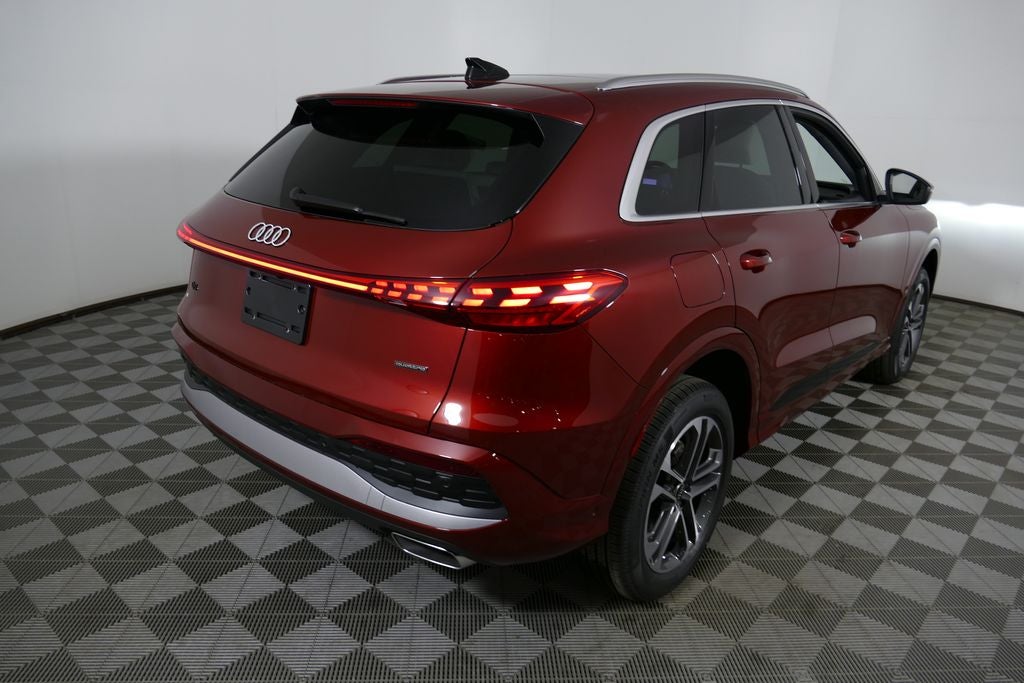 2026 Audi Q5 2.0T Premium Plus quattro