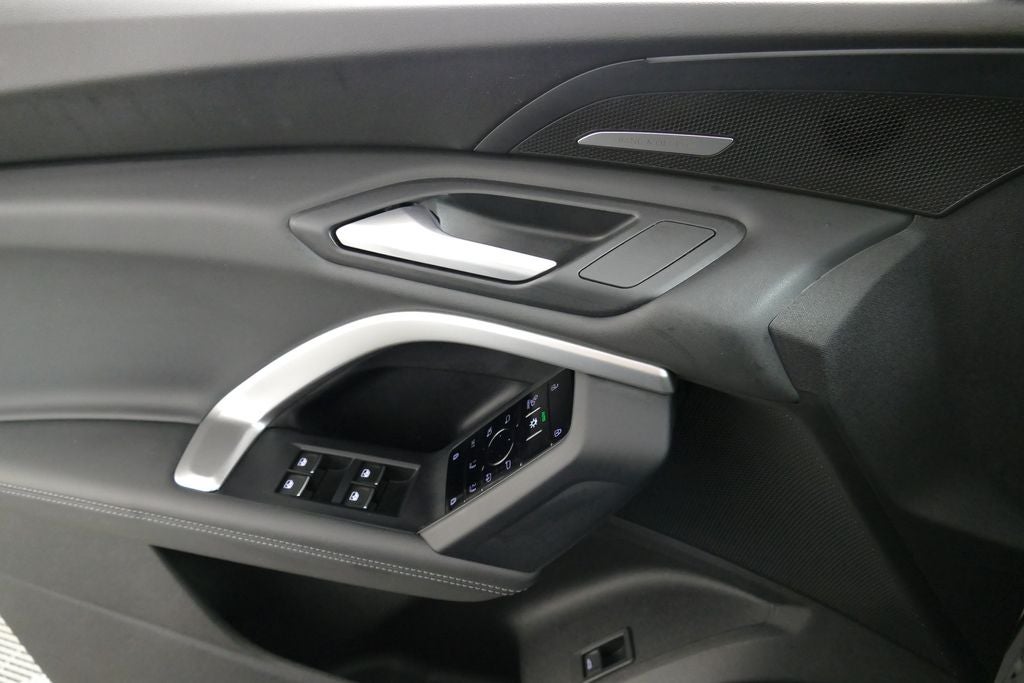 2026 Audi Q5 2.0T Premium Plus quattro
