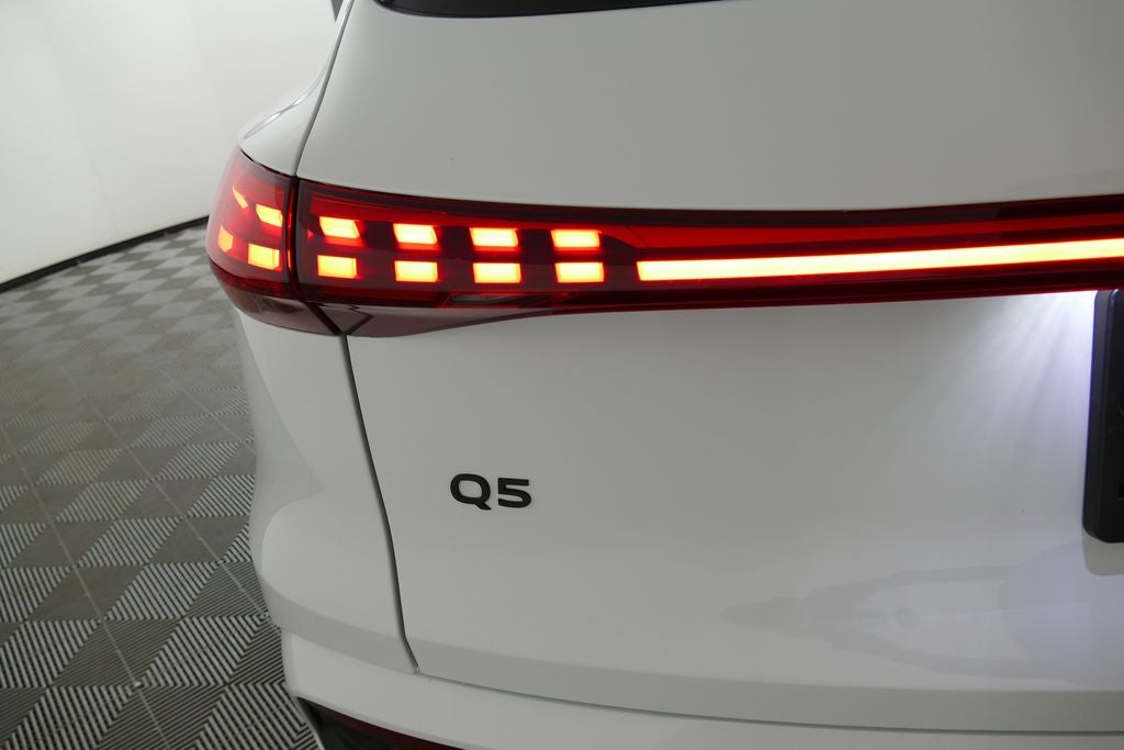 2026 Audi Q5 2.0T Premium Plus quattro
