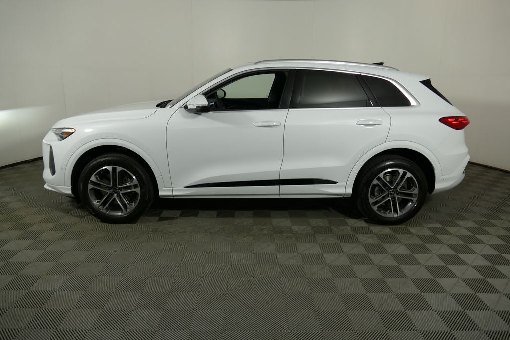 2026 Audi Q5 2.0T Premium Plus quattro