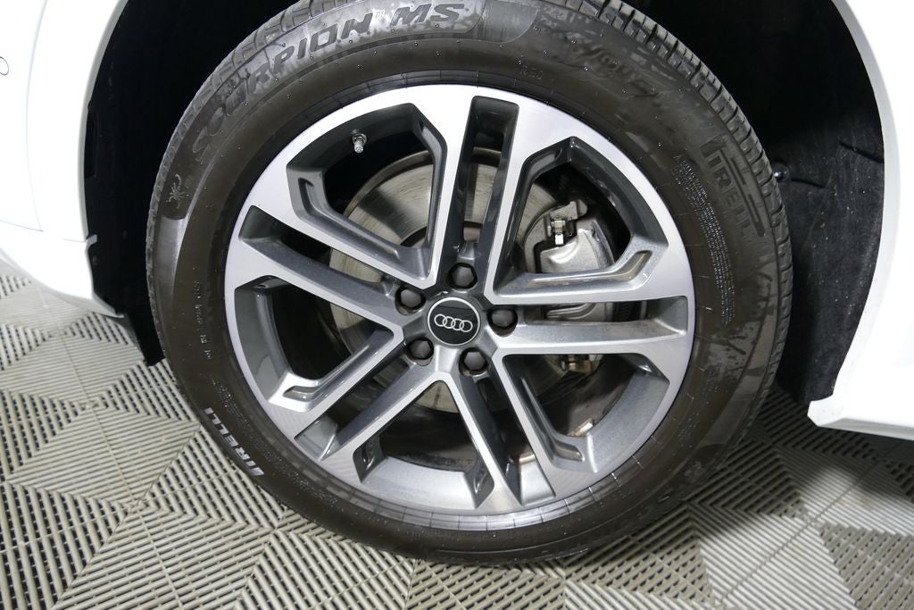 2026 Audi Q5 2.0T Premium Plus quattro