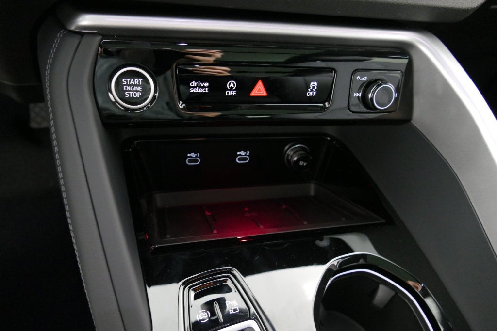 2026 Audi Q5 2.0T Premium Plus quattro