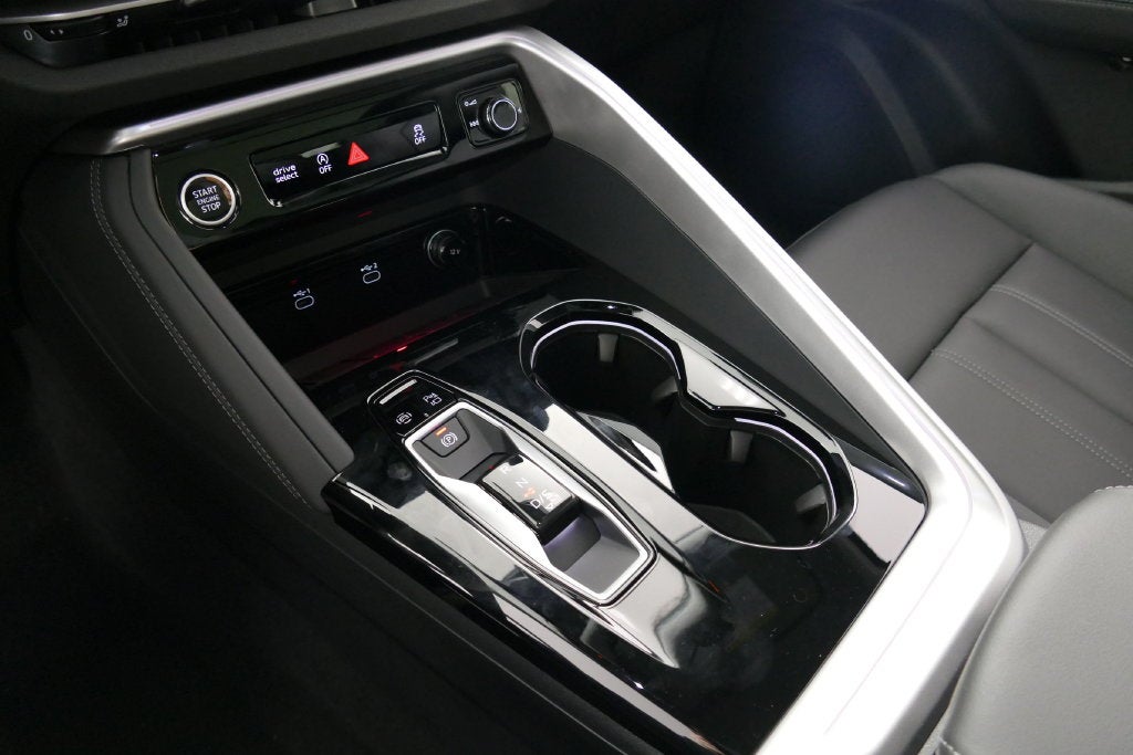 2026 Audi Q5 2.0T Premium Plus quattro