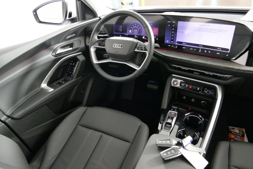 2026 Audi Q5 2.0T Premium Plus quattro