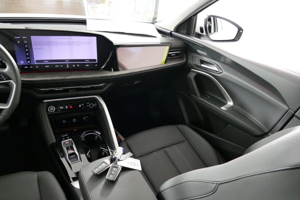 2026 Audi Q5 2.0T Premium Plus quattro