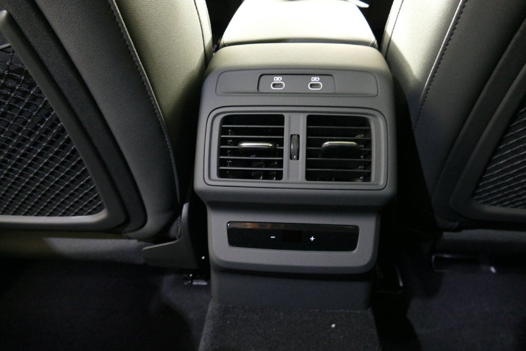 2026 Audi Q5 2.0T Premium Plus quattro