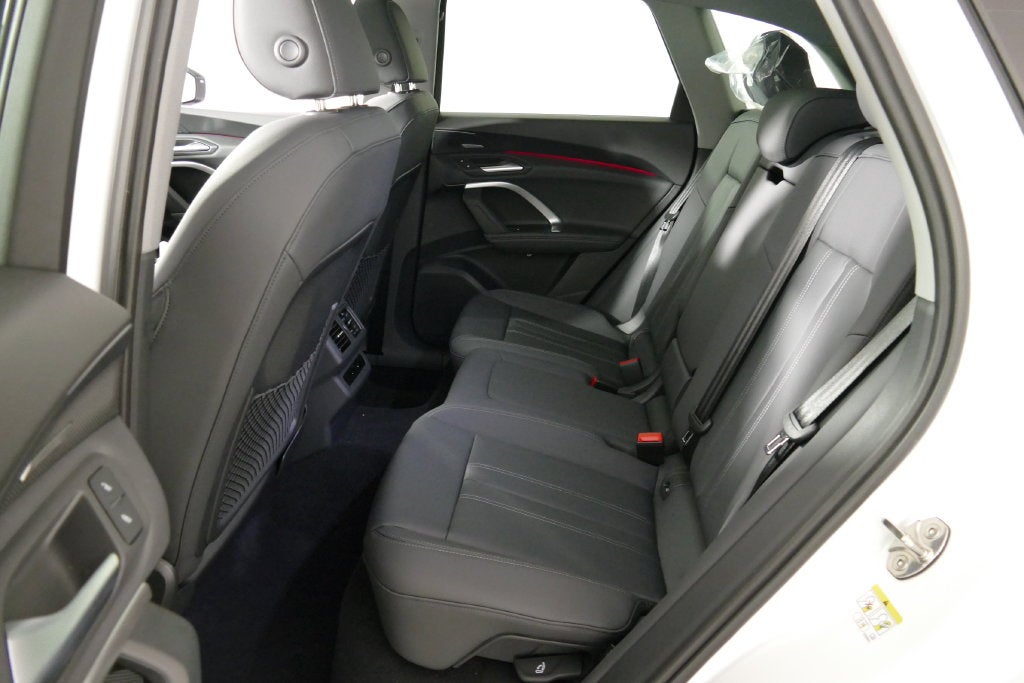 2026 Audi Q5 2.0T Premium Plus quattro
