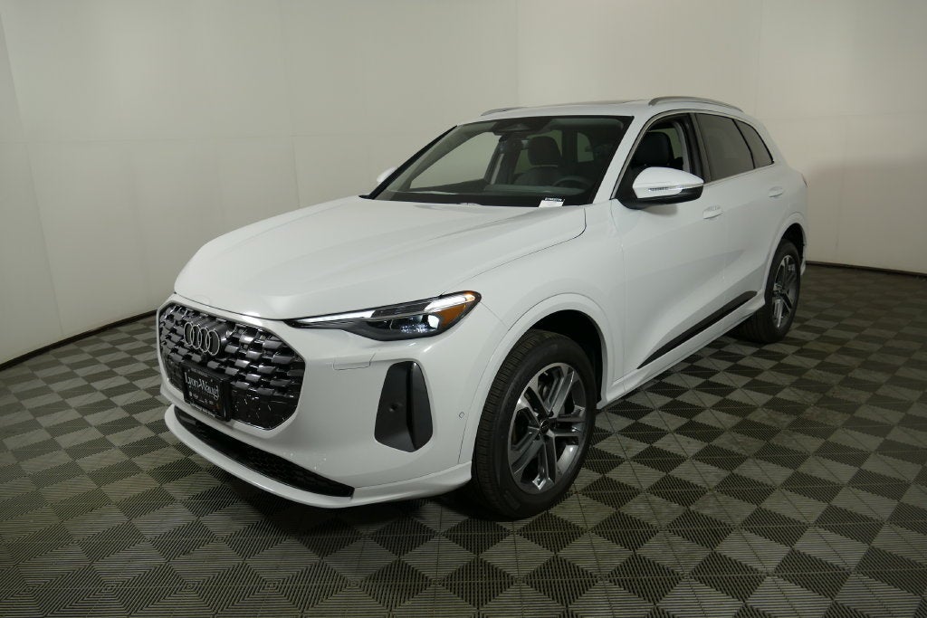 2026 Audi Q5 2.0T Premium Plus quattro