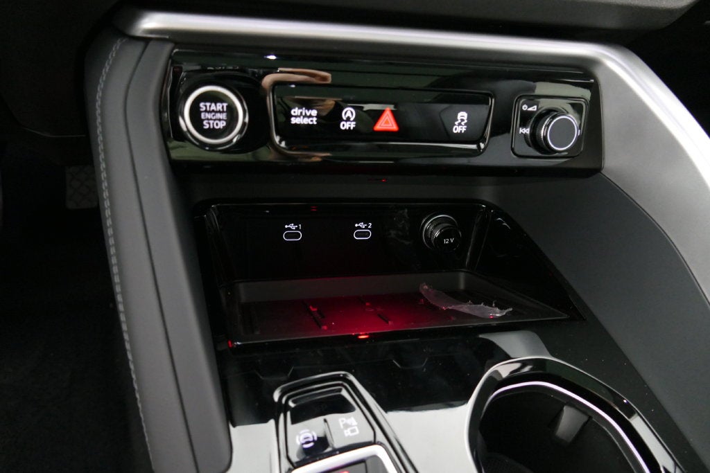 2026 Audi Q5 2.0T Premium Plus quattro