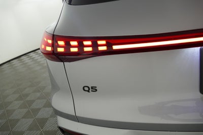 2026 Audi Q5 2.0T Premium Plus quattro