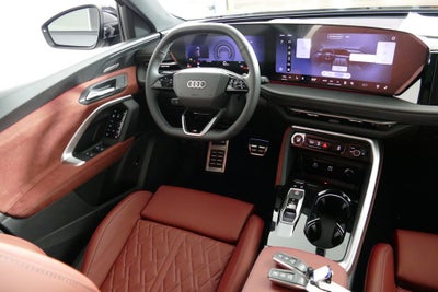 2026 Audi SQ5 Prestige quattro
