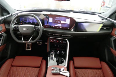 2026 Audi SQ5 Prestige quattro