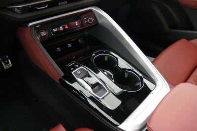 2026 Audi SQ5 Prestige quattro