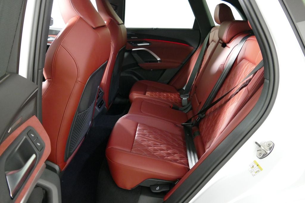 2026 Audi SQ5 Prestige quattro