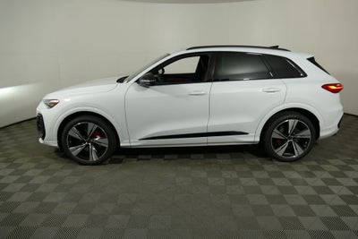 2026 Audi SQ5 Prestige quattro