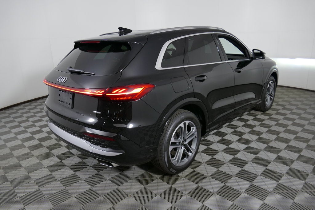 2026 Audi Q5 2.0T Prestige quattro