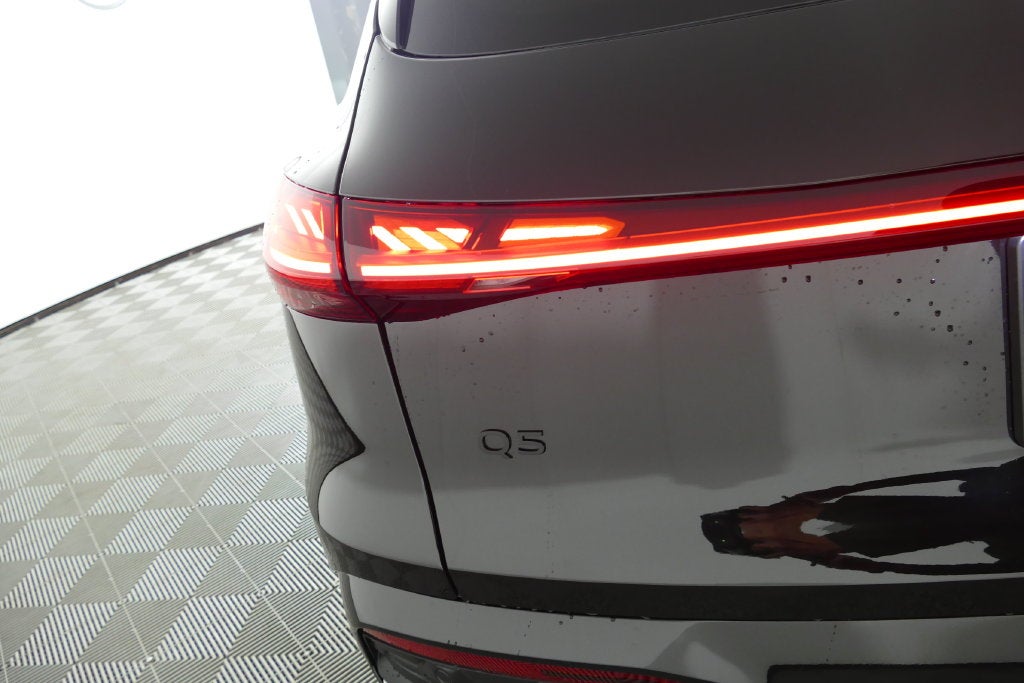 2026 Audi Q5 2.0T Prestige quattro