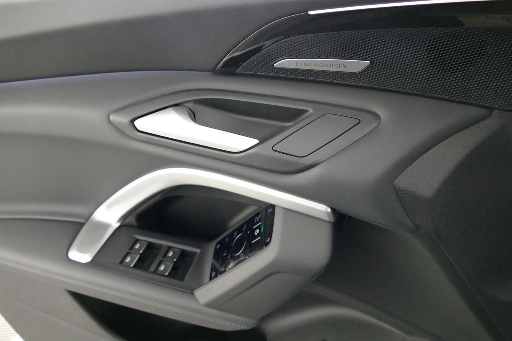 2025 Audi Q5 2.0T Prestige quattro