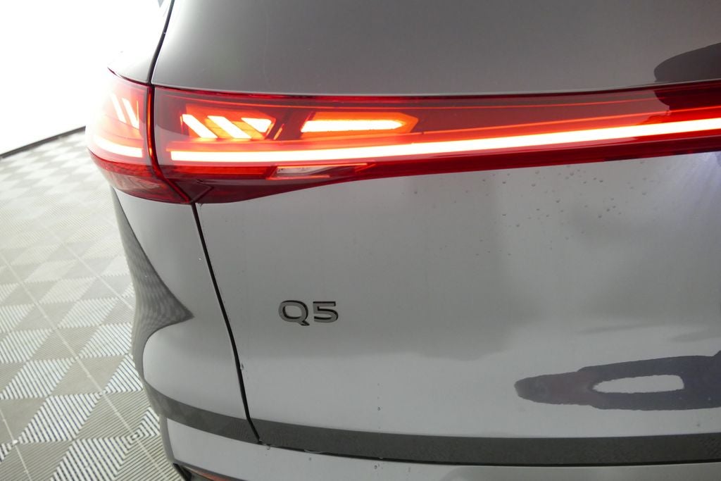 2025 Audi Q5 2.0T Prestige quattro