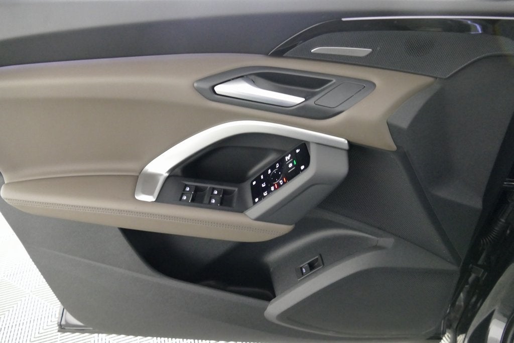 2025 Audi Q5 2.0T Prestige quattro