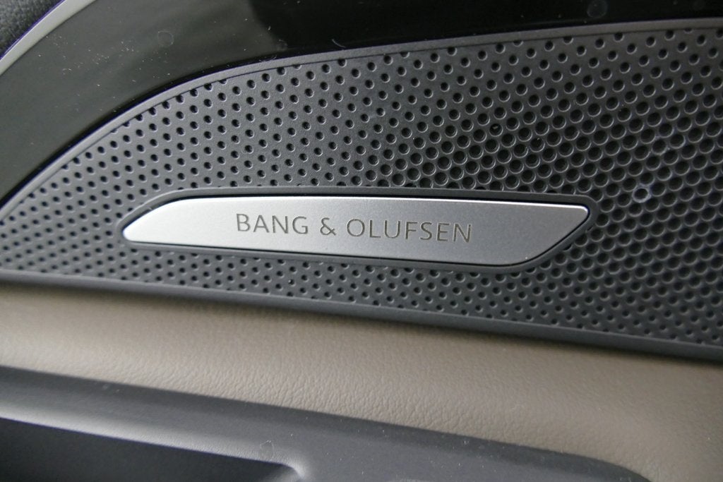 2025 Audi Q5 2.0T Prestige quattro