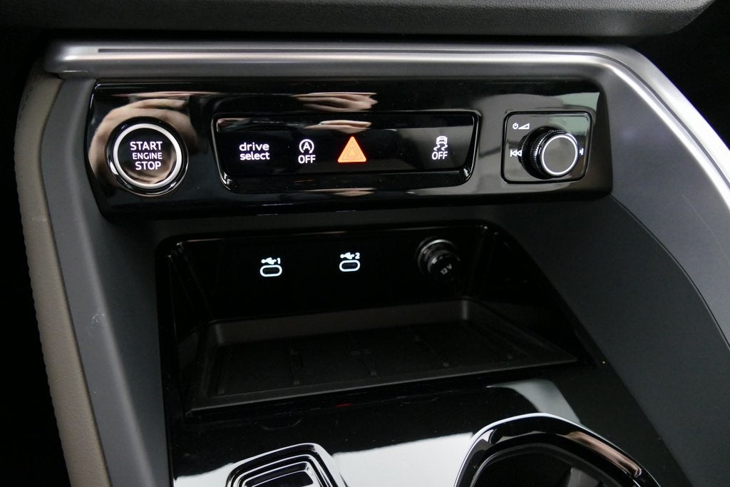 2025 Audi Q5 2.0T Prestige quattro