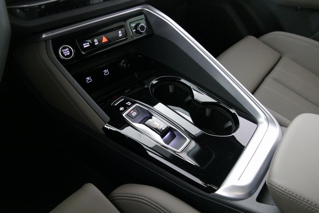 2025 Audi Q5 2.0T Prestige quattro