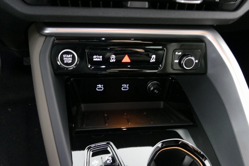 2025 Audi Q5 2.0T Prestige quattro