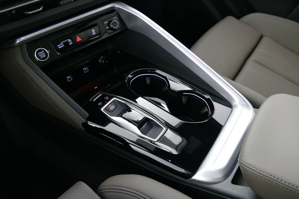 2025 Audi Q5 2.0T Prestige quattro