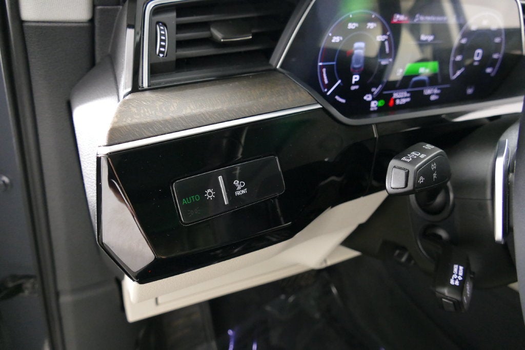 2024 Audi Q8 e-tron Premium Plus quattro