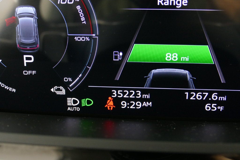 2024 Audi Q8 e-tron Premium Plus quattro