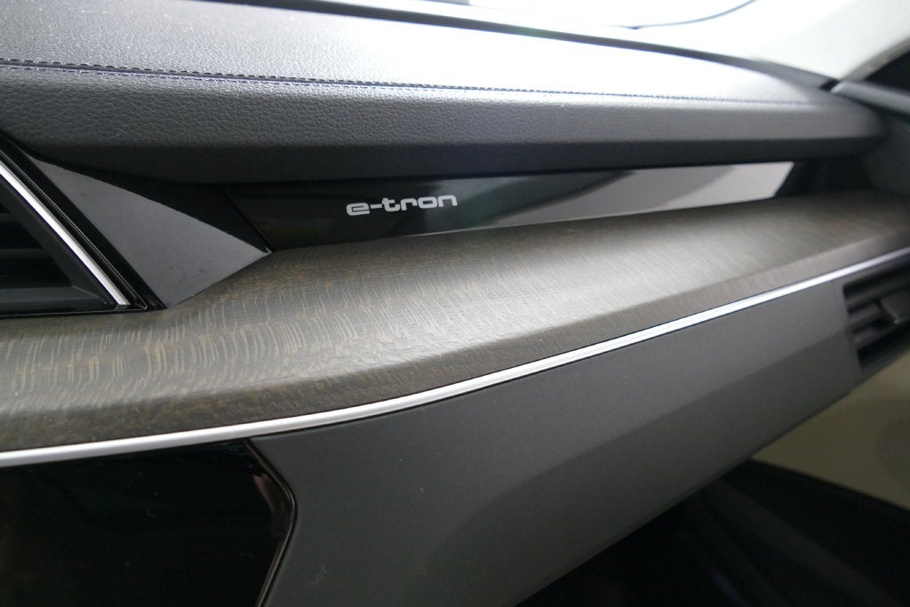 2024 Audi Q8 e-tron Premium Plus quattro