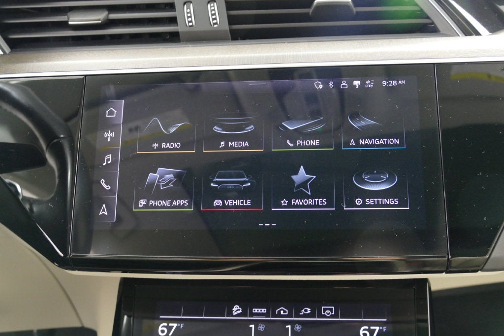 2024 Audi Q8 e-tron Premium Plus quattro
